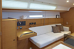 Segelyacht Jeanneau Sun Odyssey 379 Segelyacht Jeanneau Sun Odyssey 379